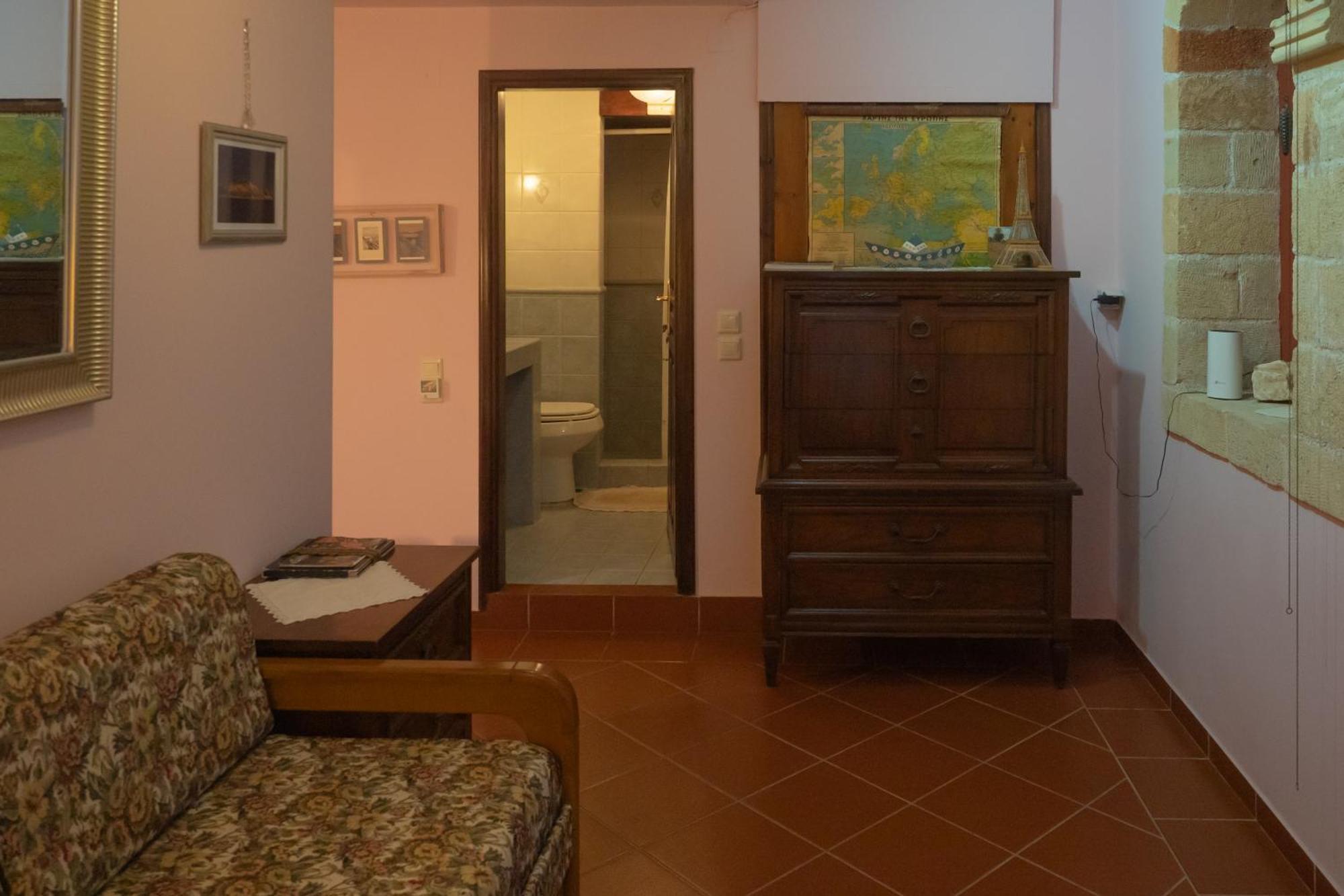 Private Art Studio 50M From Sea Monemvasía Exteriér fotografie